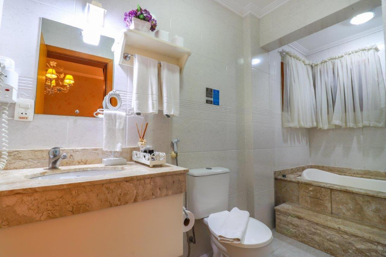 Hotel Bertoluci Gramado Ruang foto